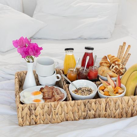 Amity Suites - Adults Only Fira  Luaran gambar